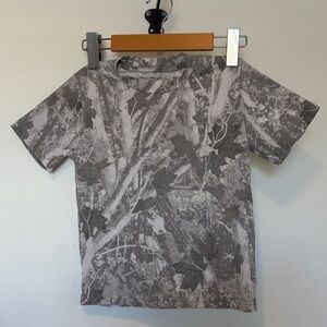 Abercrombie Kids Gray Camo Short Sleeve Tee